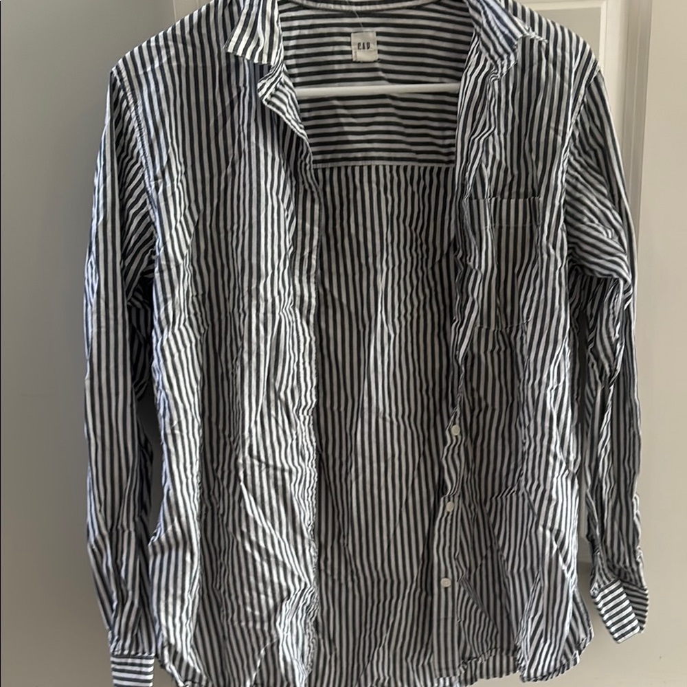 GAP Black and White Striped Women's Top
